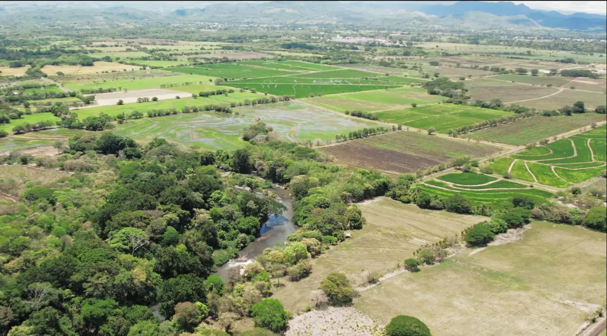 HACIENDA IN GUANACASTE, COSTA RICA – 2,630 HECTARES miniatura 2