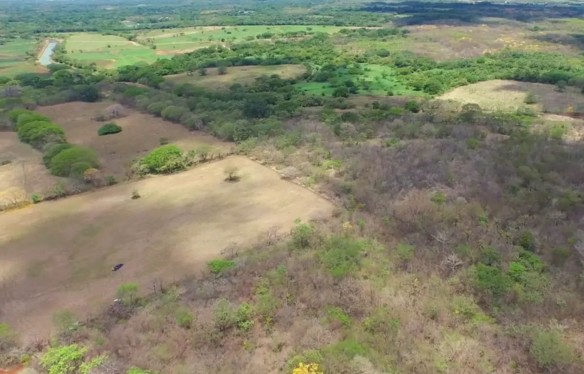 HACIENDA IN GUANACASTE, COSTA RICA – 2,630 HECTARES miniatura 8