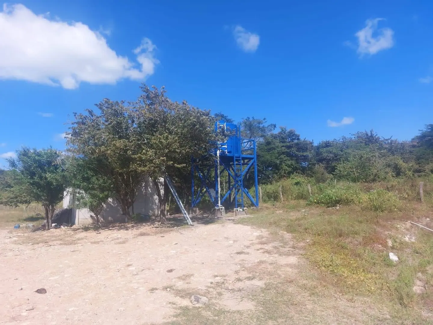 CATTLE FARM FOR SALE IN BAGACES – 377 ACRES. HAY PRODUCTION + CATTLE + MONTHLY INCOME miniatura 7